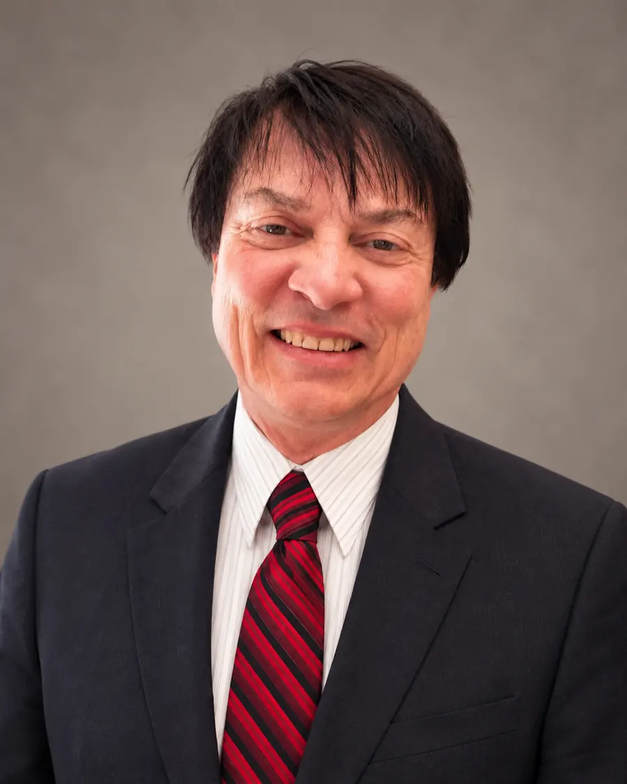 Robert Guararra, owner of CR Bookkeeping Services in Fountain Hills, Arizona
